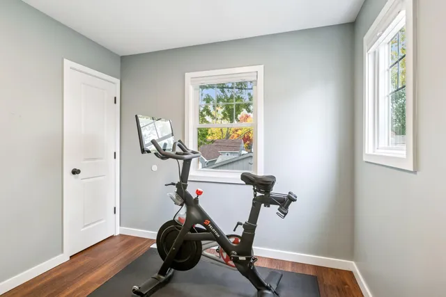 $2,995 | 3040 Hampshire Avenue South, St. Louis Park, MN 55426