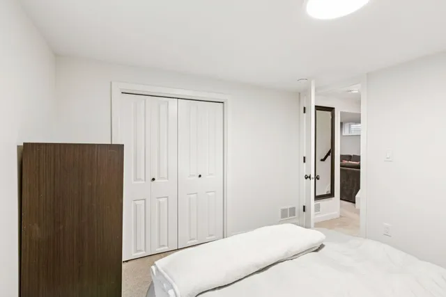 $2,995 | 3040 Hampshire Avenue South, St. Louis Park, MN 55426