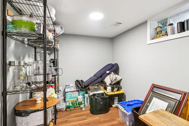 $2,995 | 3040 Hampshire Avenue South, St. Louis Park, MN 55426