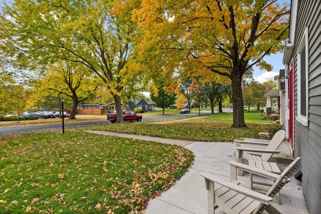 $2,995 | 3040 Hampshire Avenue South, St. Louis Park, MN 55426