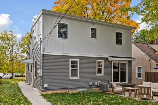 $2,995 | 3040 Hampshire Avenue South, St. Louis Park, MN 55426