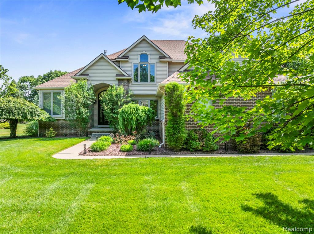 6541 East Ridge Court Brighton, MI 48116 - Photo 2 of 50