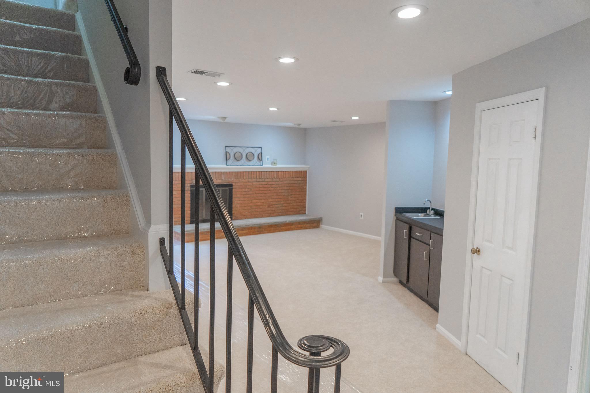 9052 Rosewall Court Springfield, VA 22152 - Photo 39 of 58 Gallery Image 39