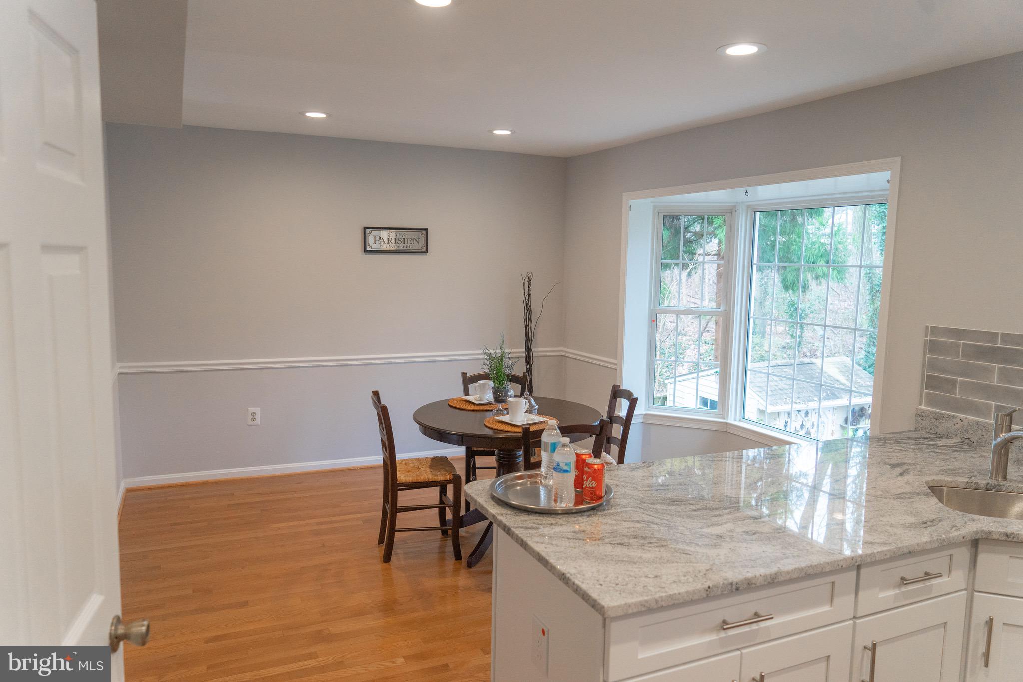 9052 Rosewall Court Springfield, VA 22152 - Photo 8 of 58 Gallery Image 8