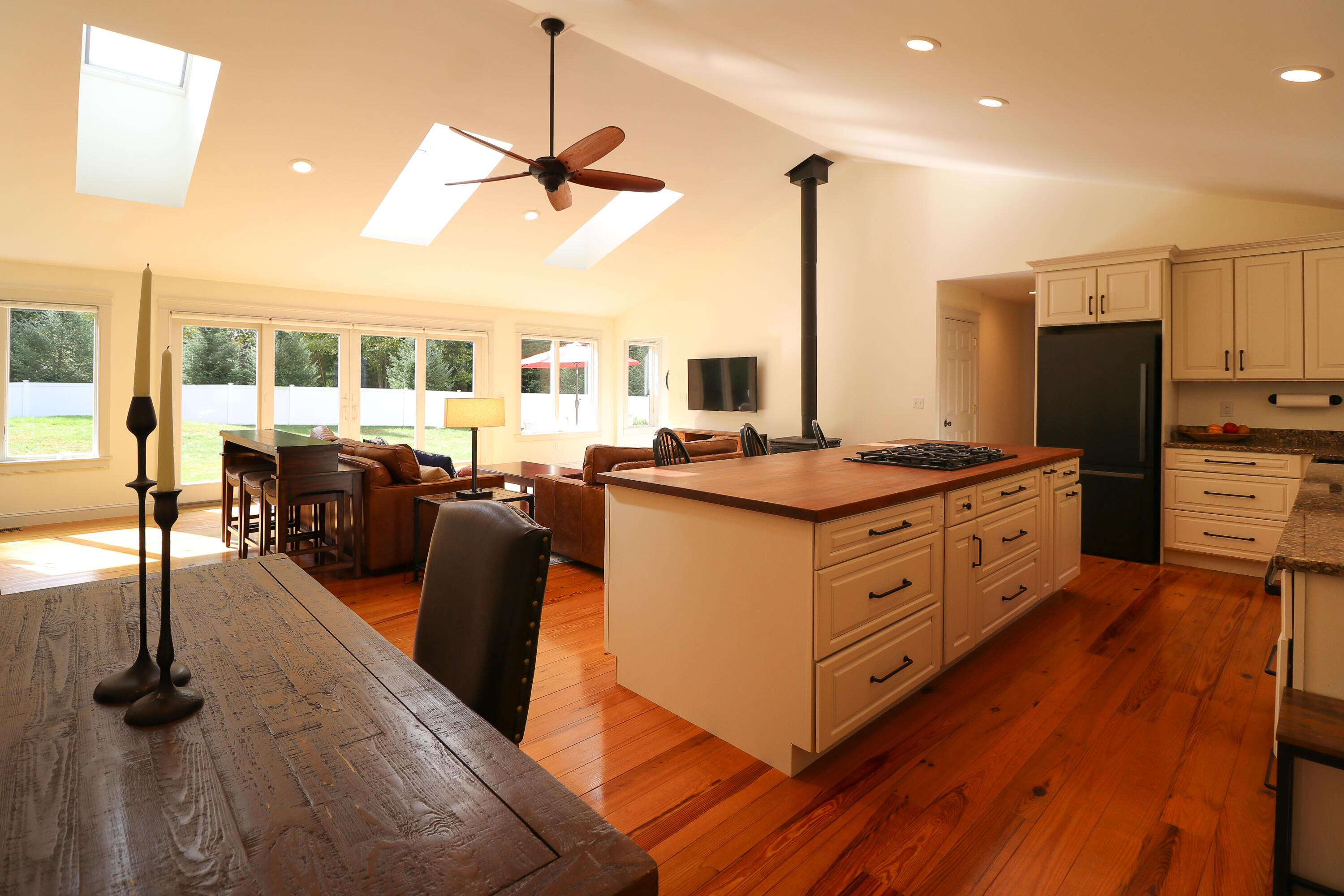 21 Adams Lane Ogunquit, ME 03907 - Photo 14 of 71 21AdamsLaneListingPhotos (45 of 78)