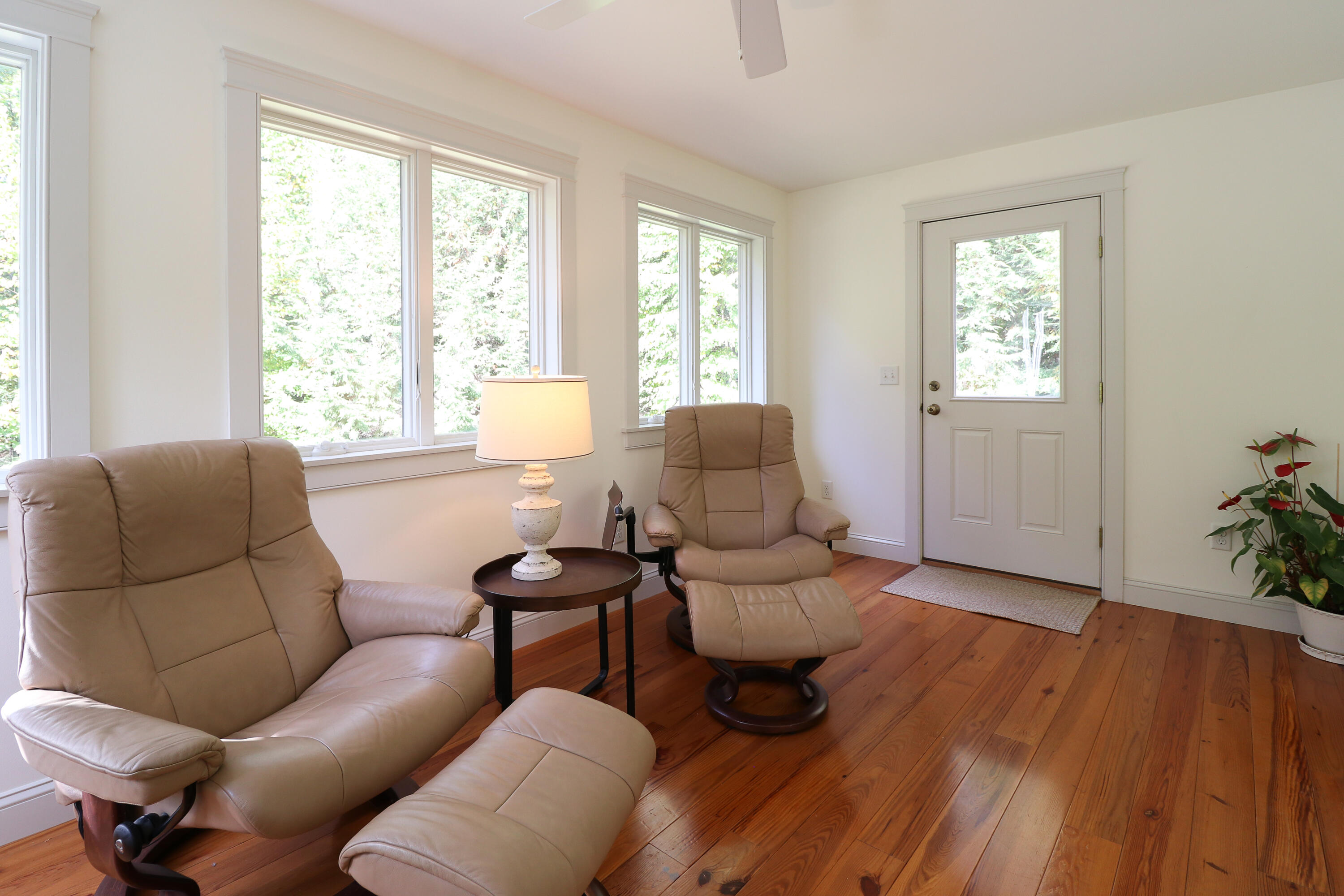 21 Adams Lane Ogunquit, ME 03907 - Photo 24 of 71 21AdamsLaneListingPhotos (26 of 78)