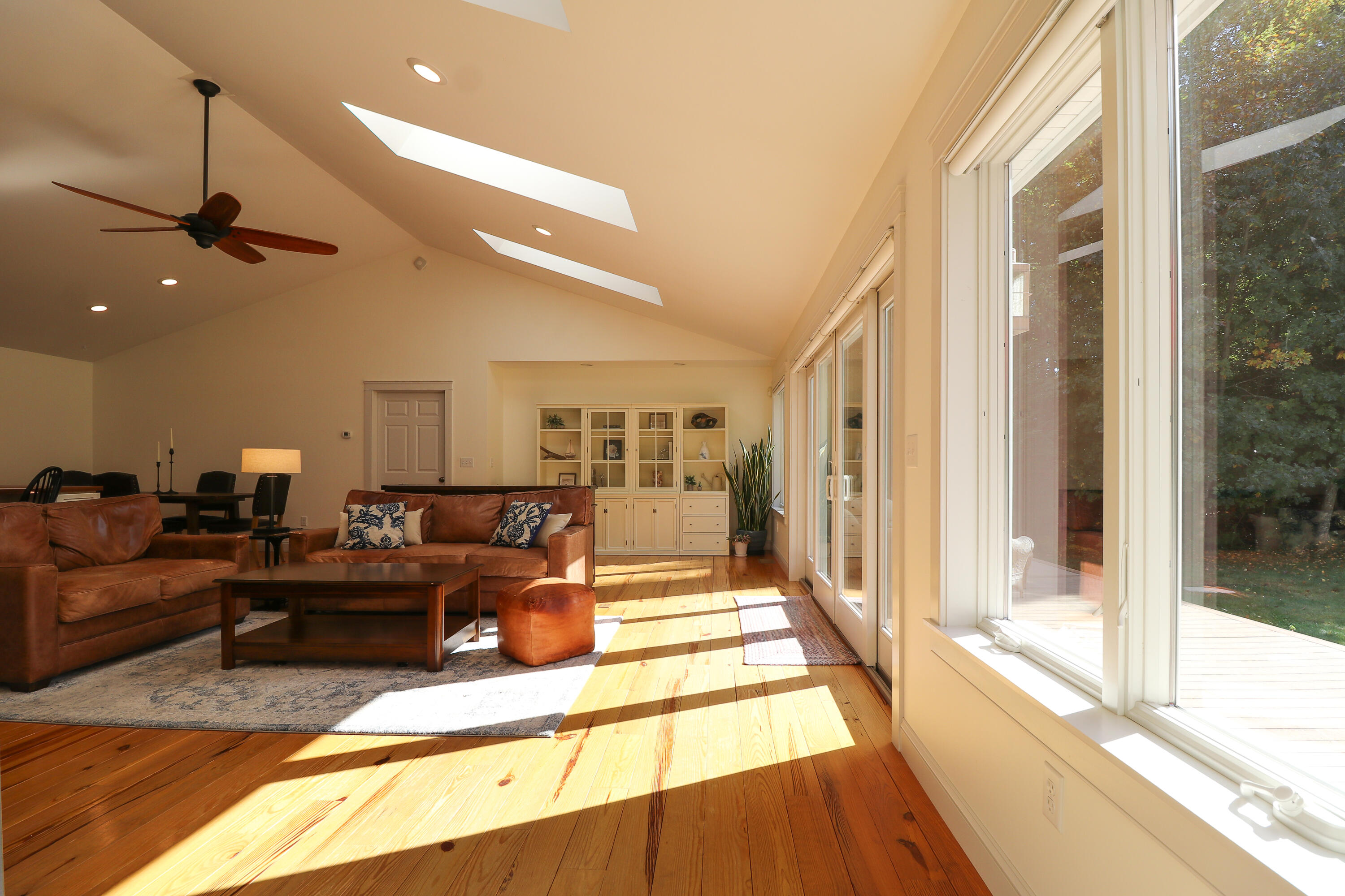 21 Adams Lane Ogunquit, ME 03907 - Photo 5 of 71 21AdamsLaneListingPhotos (60 of 78)