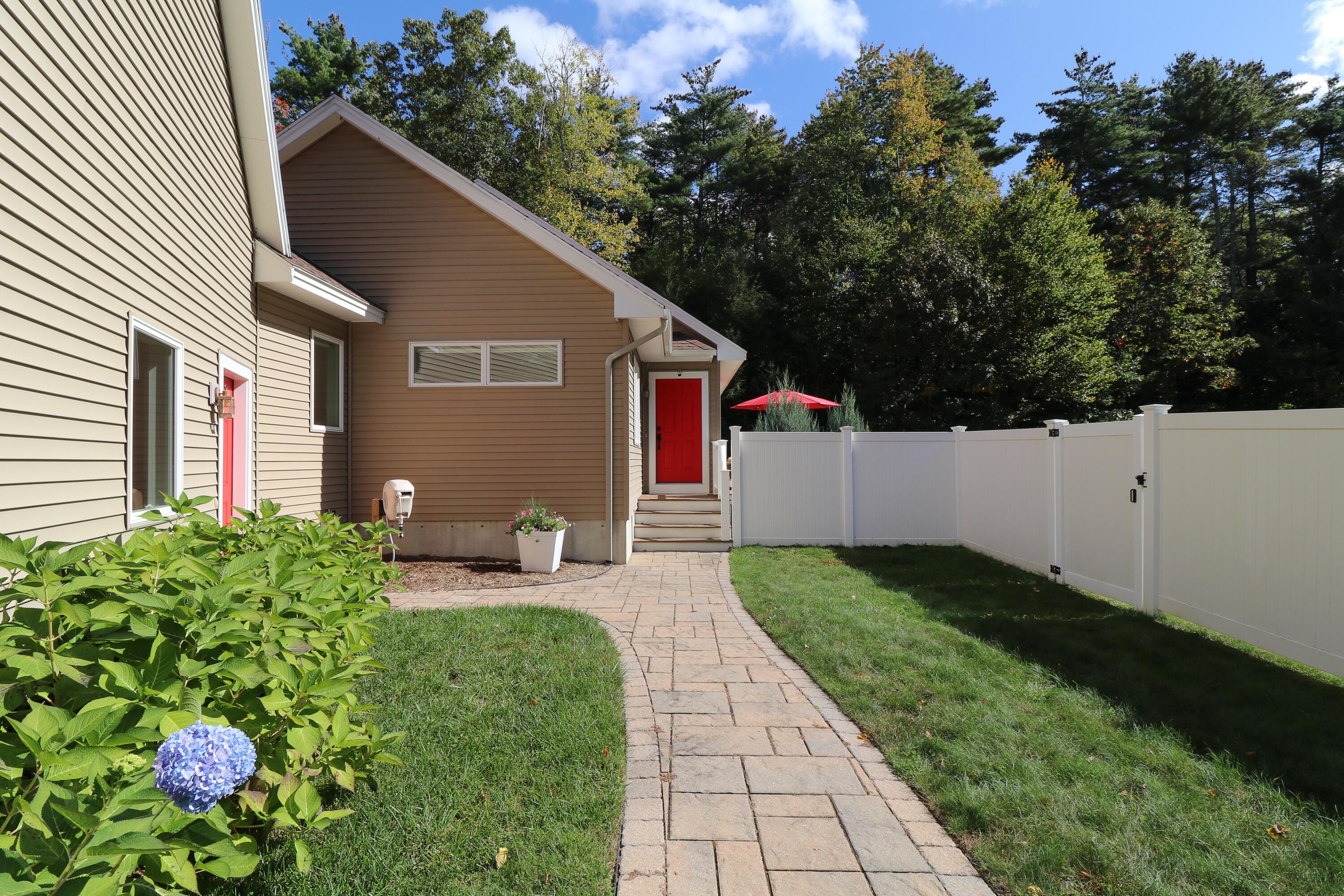 21 Adams Lane Ogunquit, ME 03907 - Photo 62 of 71 21AdamsLaneListingPhotos (31 of 78)