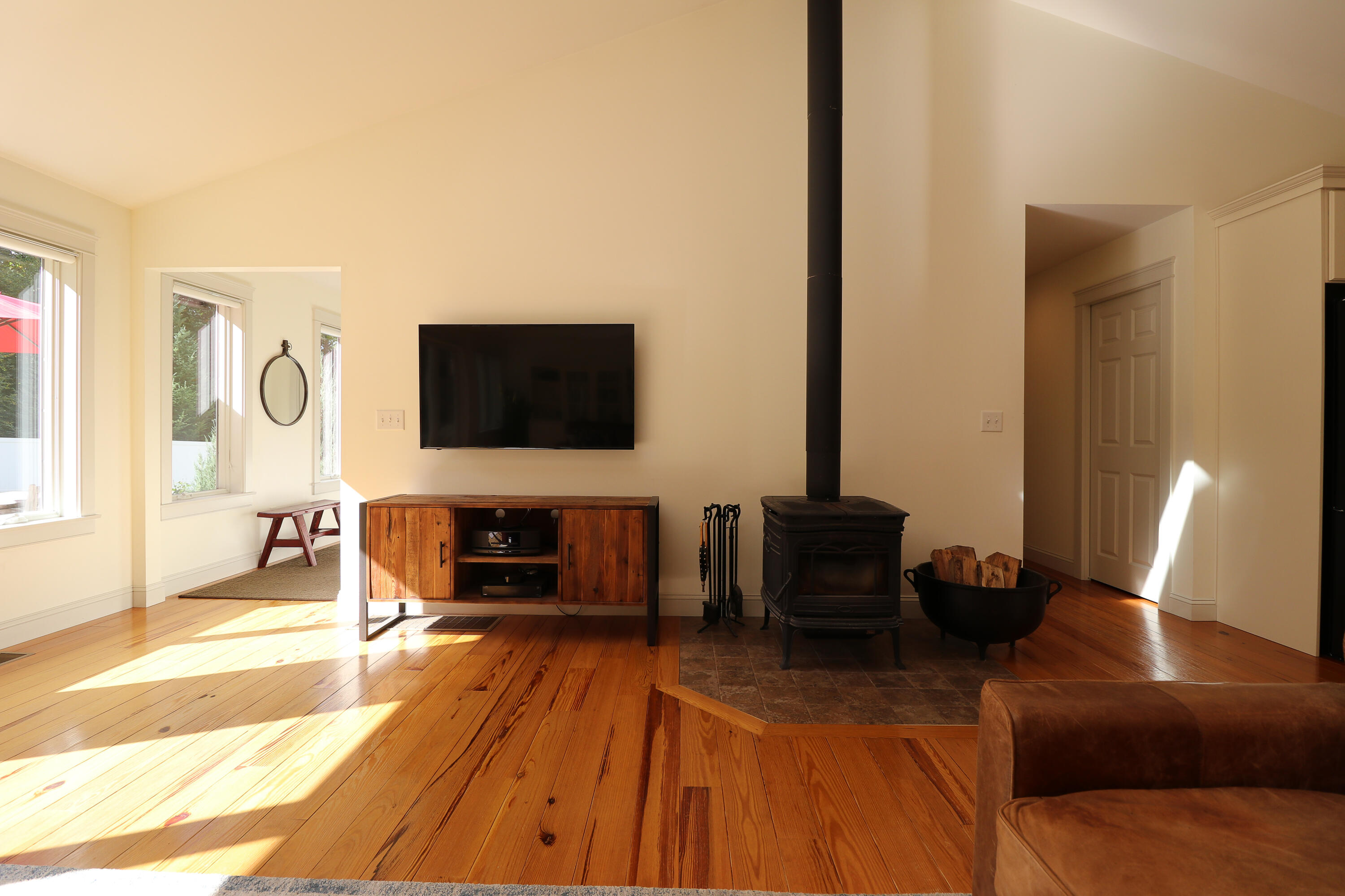 21 Adams Lane Ogunquit, ME 03907 - Photo 8 of 71 21AdamsLaneListingPhotos (55 of 78)