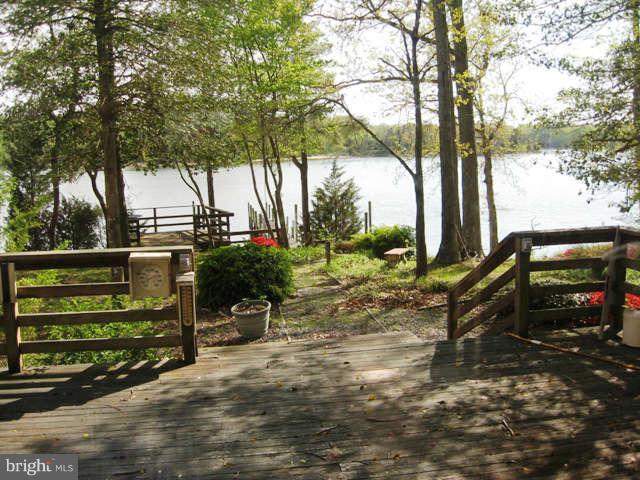 562 Plainview Road Kinsale, VA 22488 - Photo 15 of 30 Exterior (Rear)