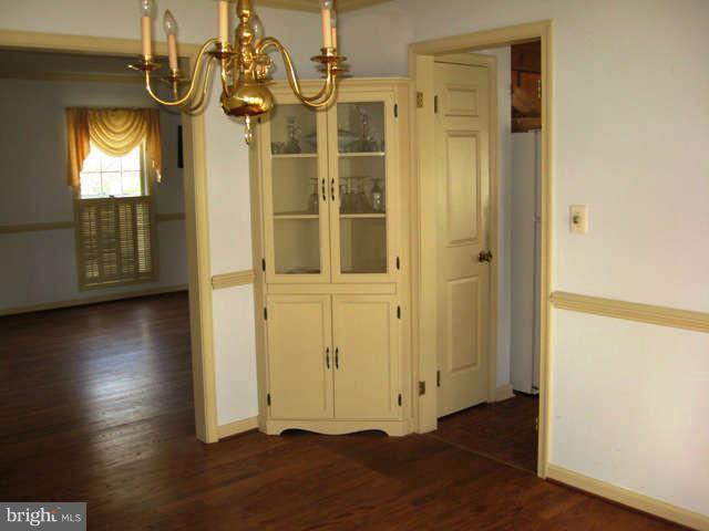 562 Plainview Road Kinsale, VA 22488 - Photo 5 of 30 Dining Room