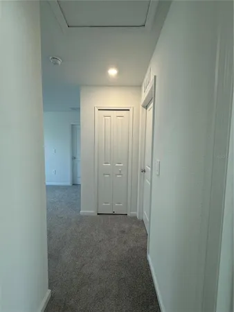 a view of empty room with window