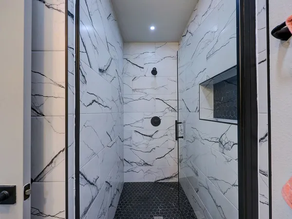 $529,900 | 1513 Cloverleaf Drive, Austin, TX 78723