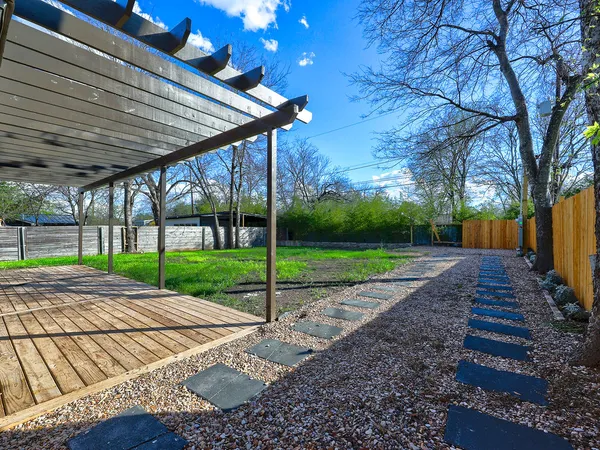 $529,900 | 1513 Cloverleaf Drive, Austin, TX 78723