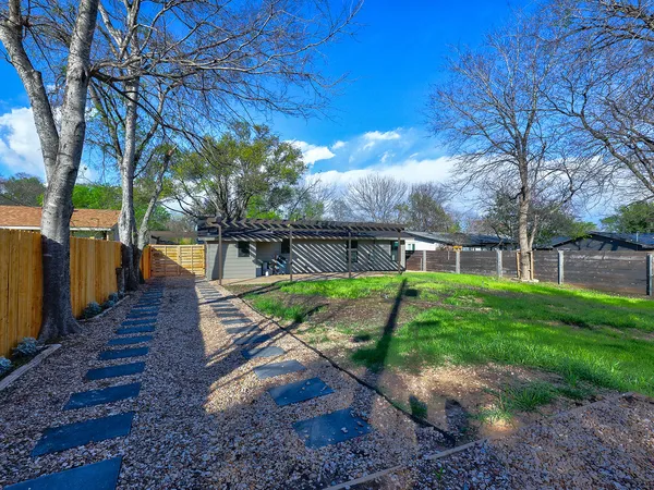 $529,900 | 1513 Cloverleaf Drive, Austin, TX 78723