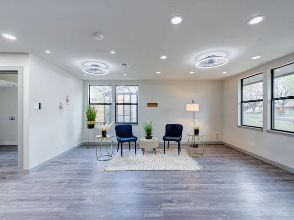 $529,900 | 1513 Cloverleaf Drive, Austin, TX 78723