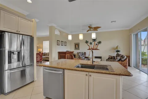 $550,000 | 8257 La Jolla Vista Lane, Lake Worth, FL 33467