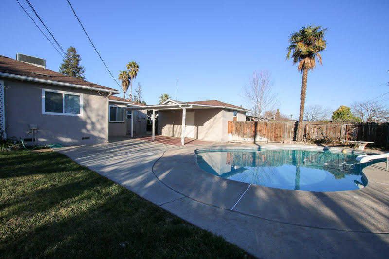 135 East Myrtle Avenue Reedley, CA 93654 - Photo 25 of 26 25