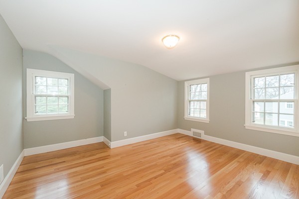 20 Cranston Road Winchester, MA 01890 - Photo 18 of 29