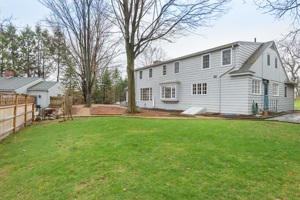 20 Cranston Road Winchester, MA 01890 - Photo 3 of 29