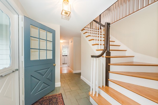 20 Cranston Road Winchester, MA 01890 - Photo 6 of 29