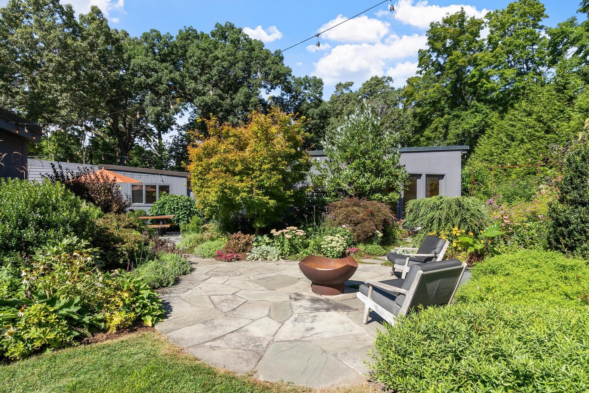 240 Concord Road Lincoln, MA 01773 - Photo 37 of 42 Gallery Image 37