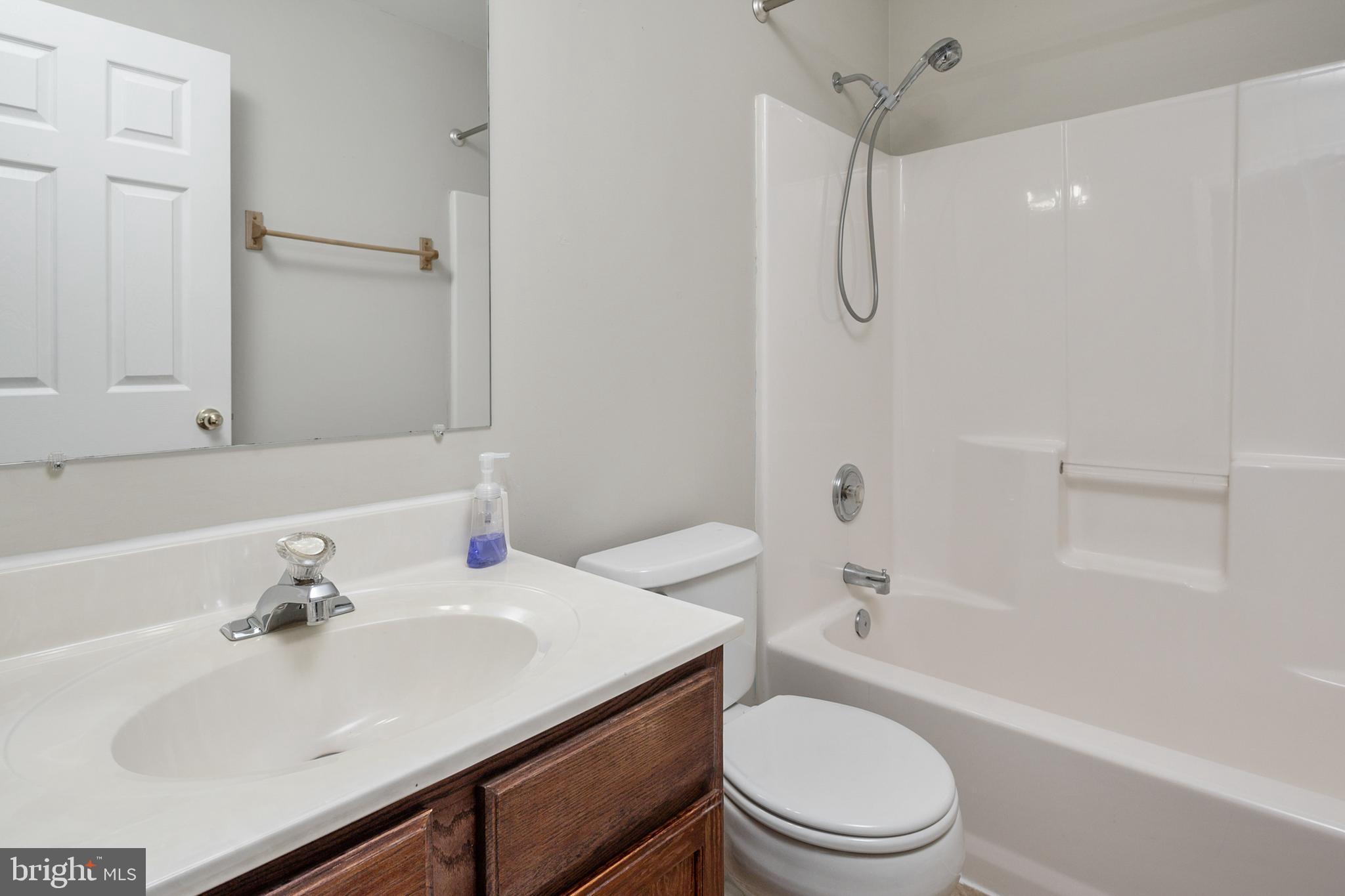 971 11th Street Pasadena, MD 21122 - Photo 11 of 39