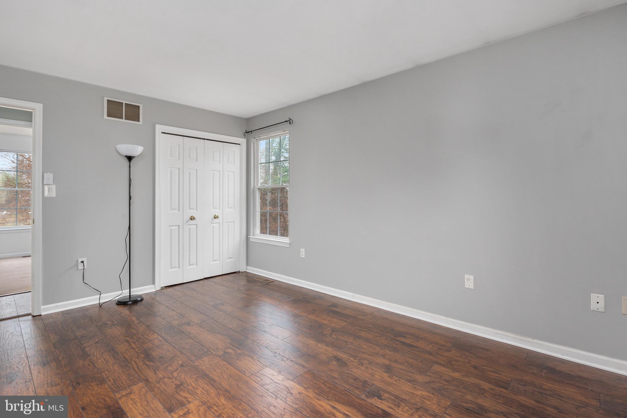 971 11th Street Pasadena, MD 21122 - Photo 16 of 39