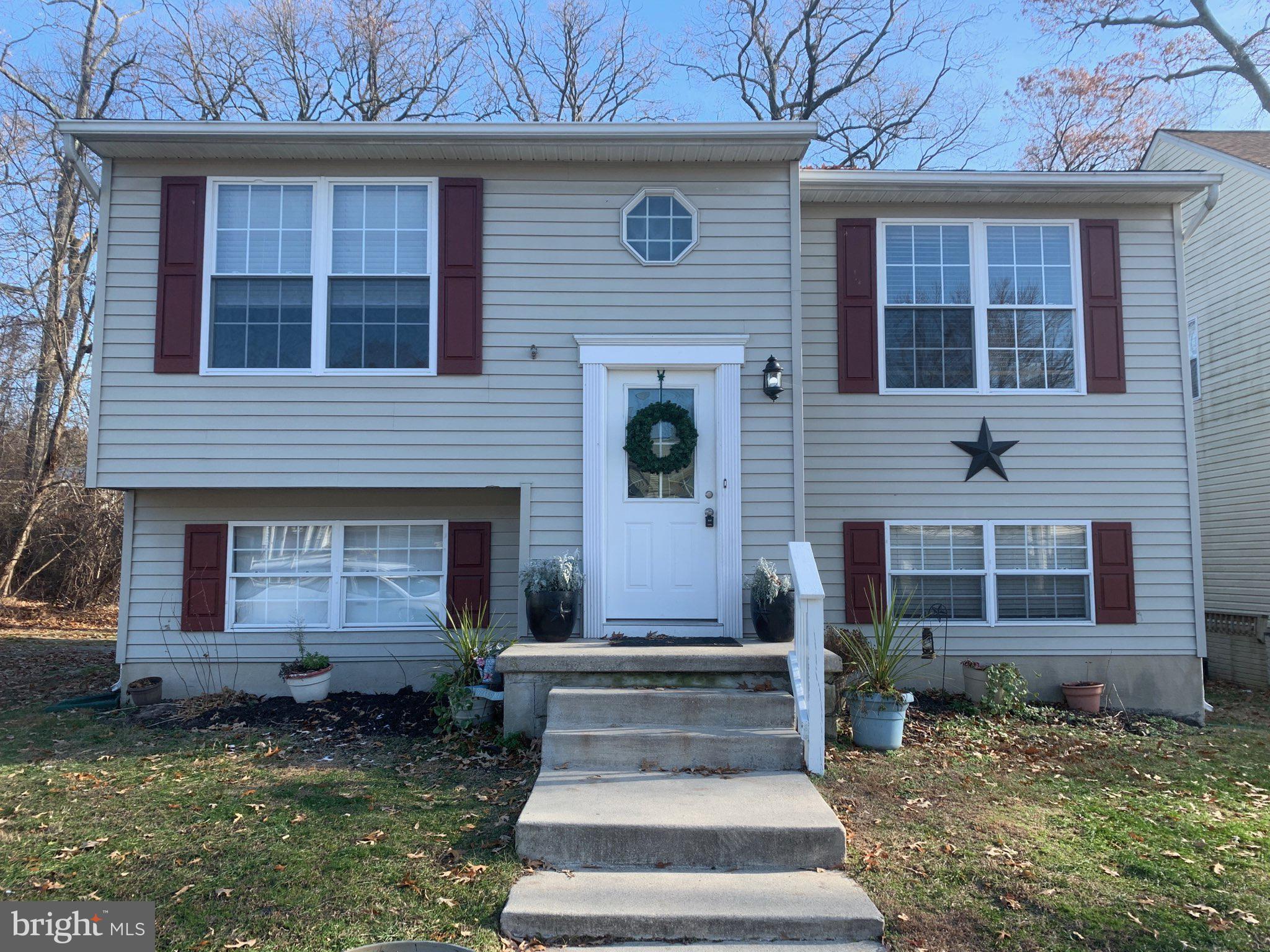 971 11th Street Pasadena, MD 21122 - Photo 3 of 39