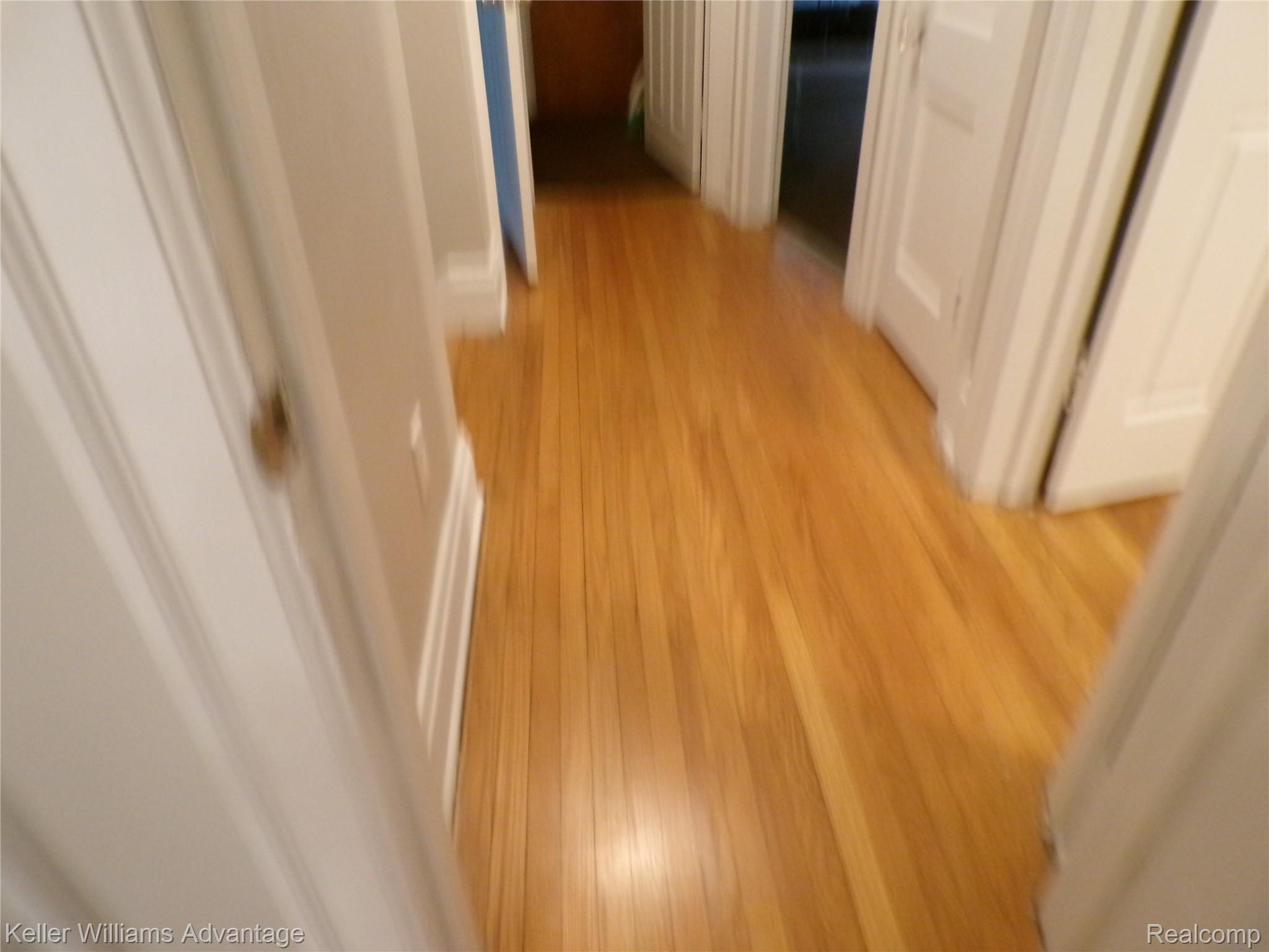 16718 Sunderland Road Detroit, MI 48219 - Photo 13 of 19 Upstairs hallway