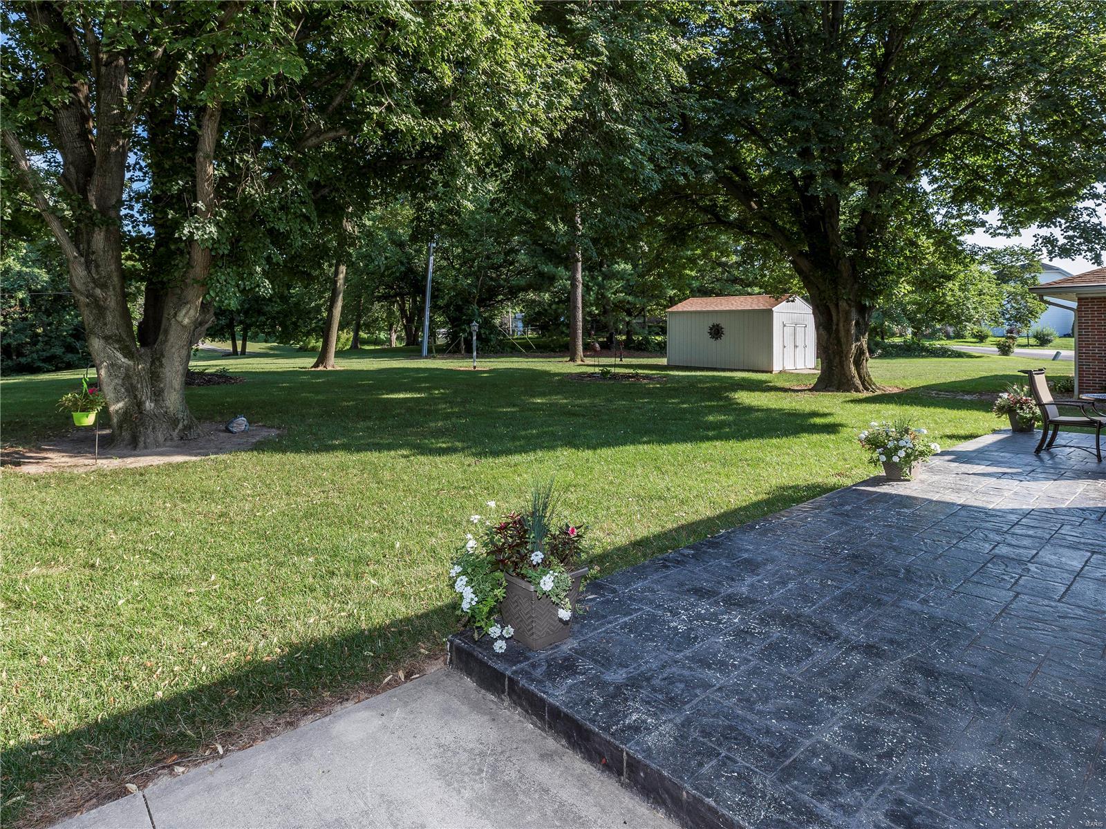 3932 Raymond Road Edwardsville, IL 62025 - Photo 11 of 39