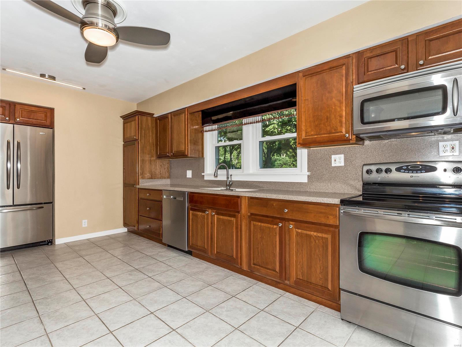 3932 Raymond Road Edwardsville, IL 62025 - Photo 25 of 39