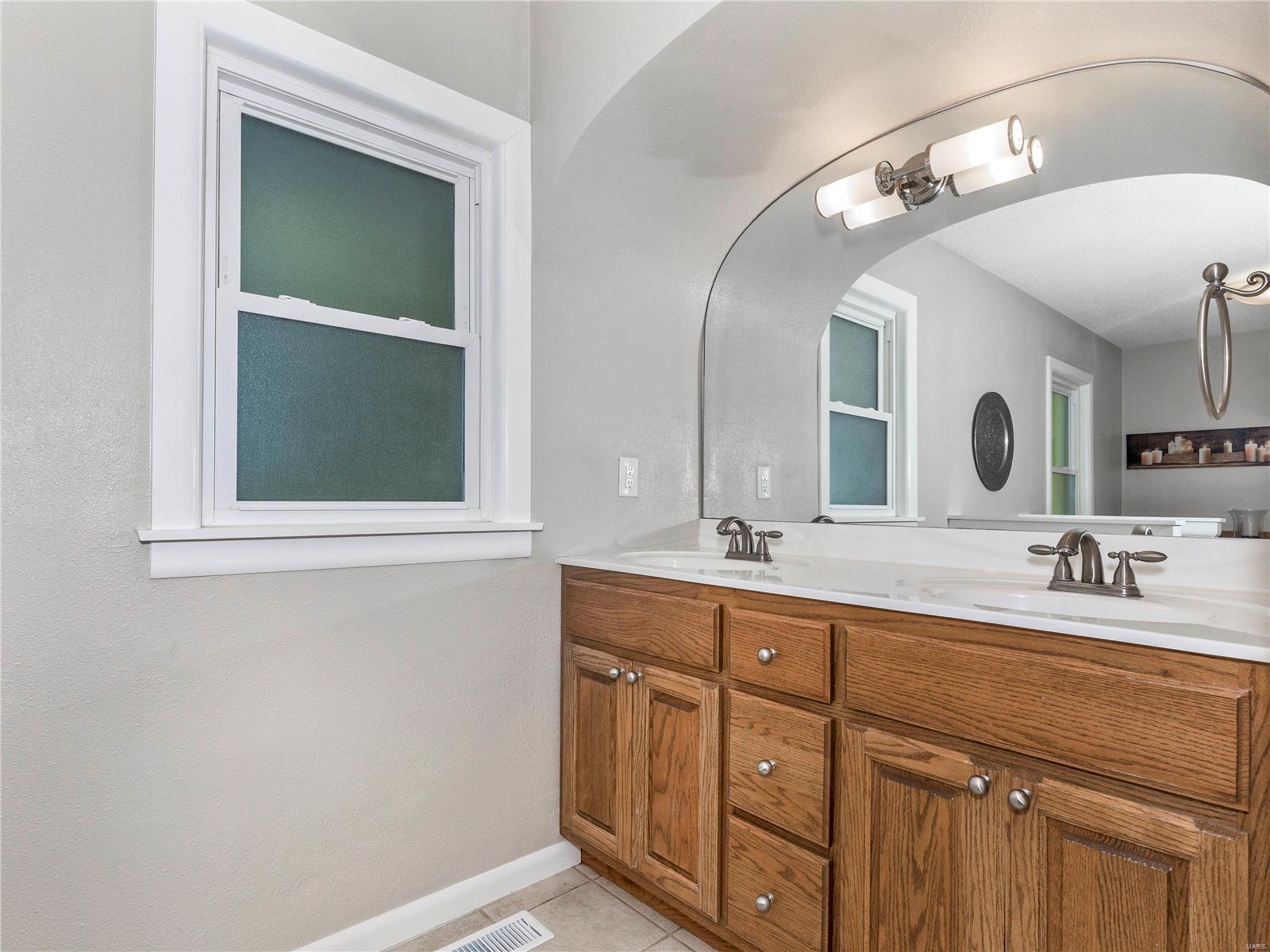 3932 Raymond Road Edwardsville, IL 62025 - Photo 34 of 39