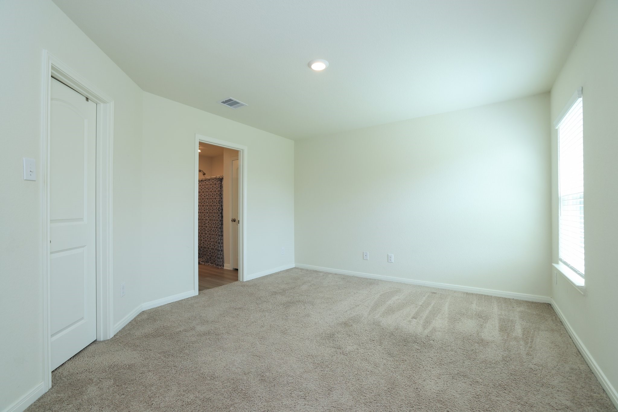 20914 Solstice Point Drive Hockley, TX 77447 - Photo 15 of 27 a view of an empty room and window