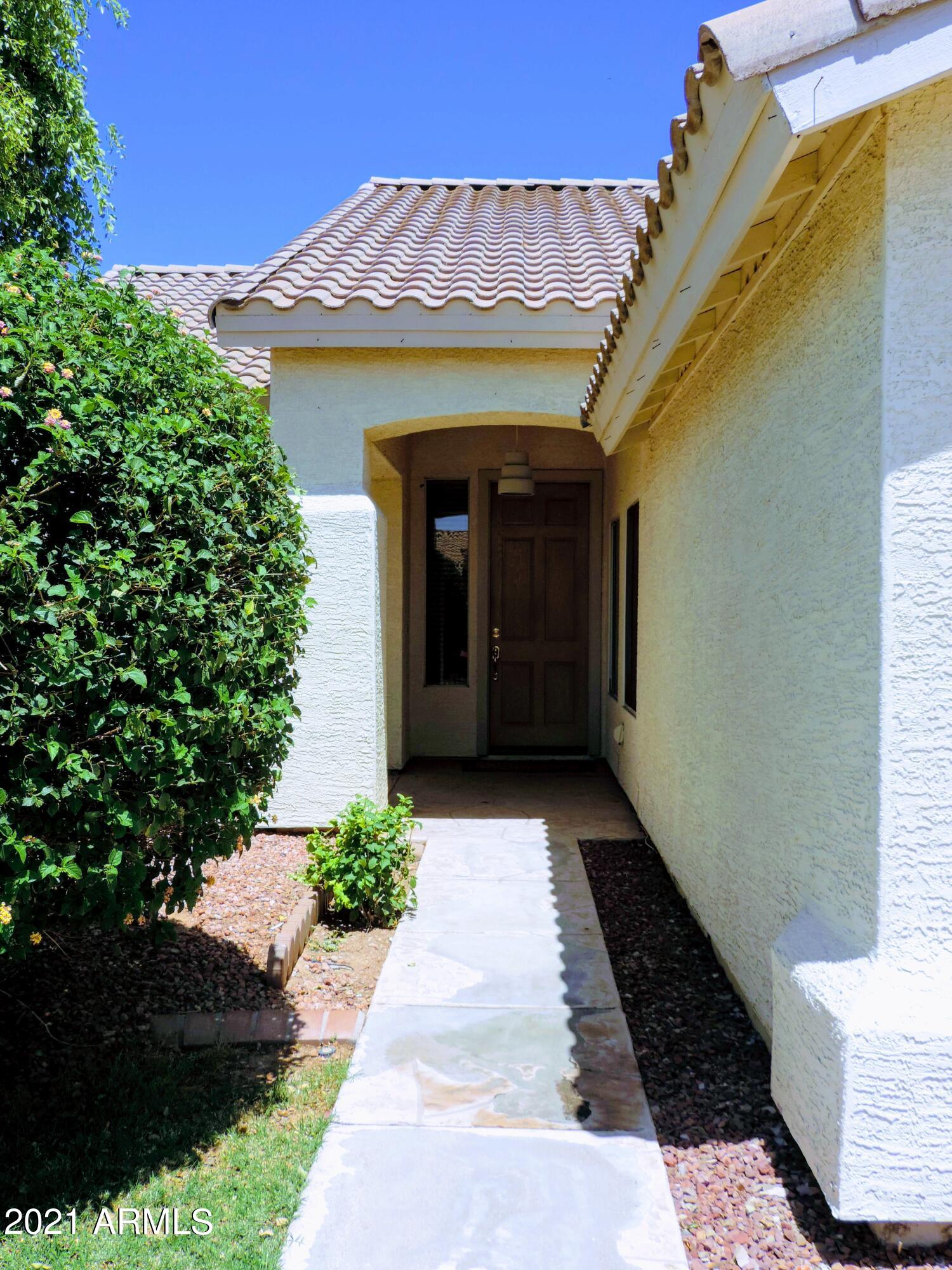 6710 West Del Rio Street Chandler, AZ 85226 - Photo 3 of 33 Entrance