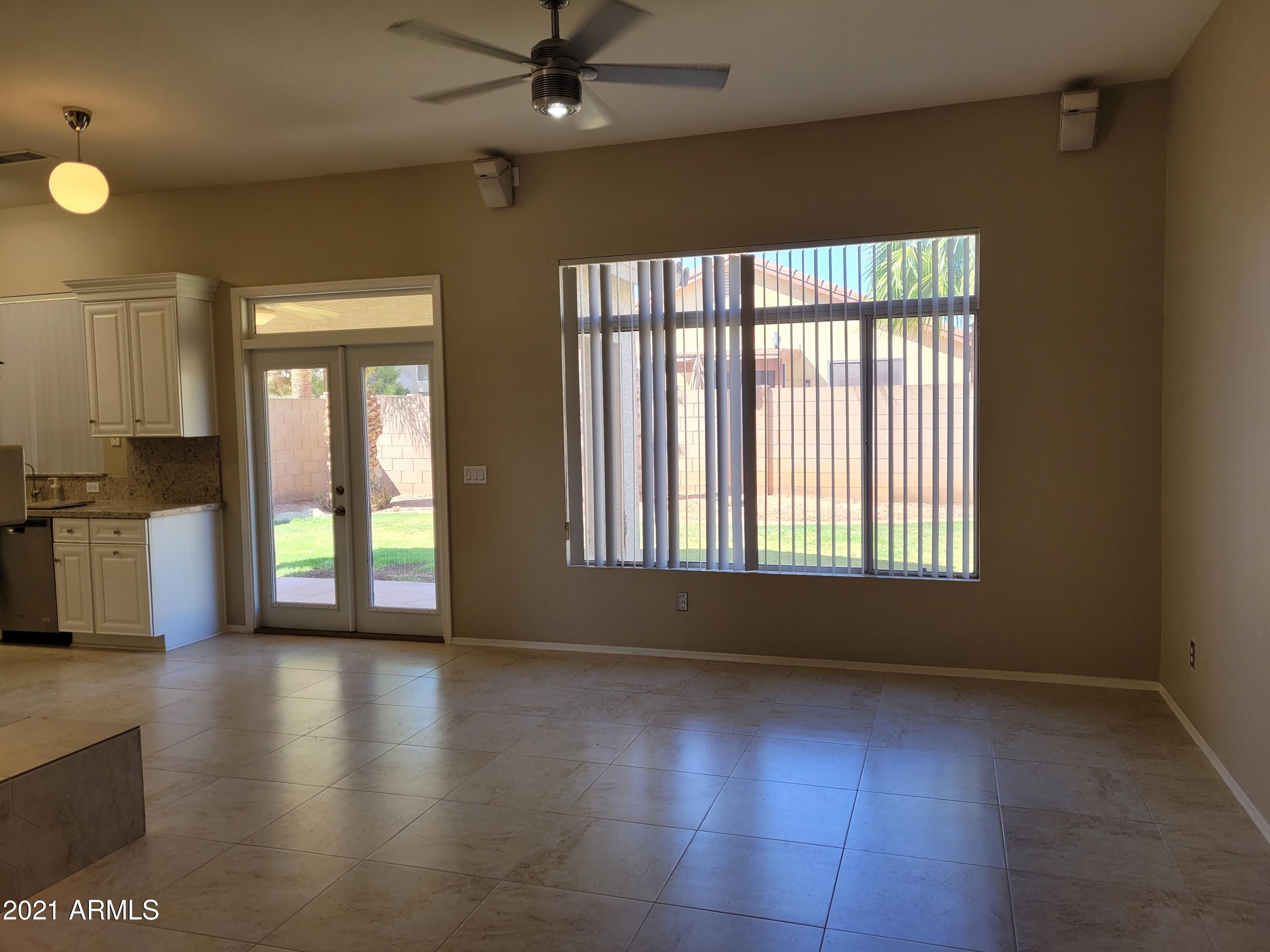6710 West Del Rio Street Chandler, AZ 85226 - Photo 7 of 33 Family Room
