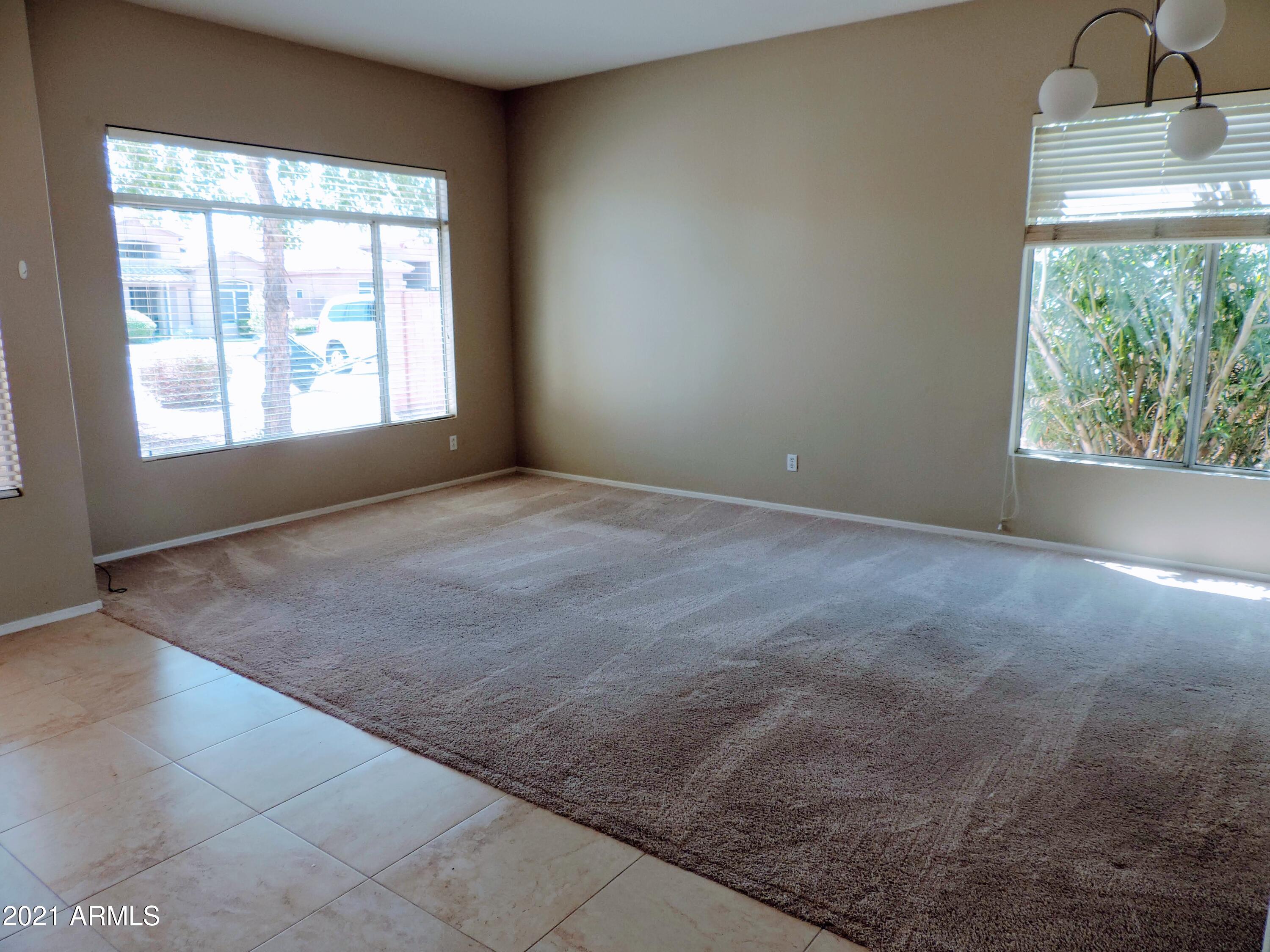 6710 West Del Rio Street Chandler, AZ 85226 - Photo 8 of 33 Great Room , Formal Dining