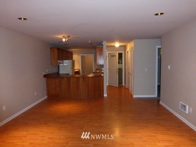 7809 218th Street Southwest, Unit 6 Edmonds, WA 98026 - Photo 4 of 11 Gallery Image 4