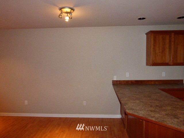 7809 218th Street Southwest, Unit 6 Edmonds, WA 98026 - Photo 5 of 11 Gallery Image 5