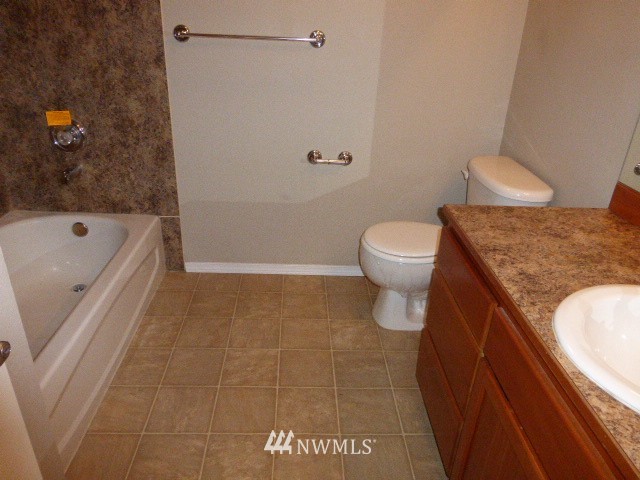 7809 218th Street Southwest, Unit 6 Edmonds, WA 98026 - Photo 8 of 11 Gallery Image 8
