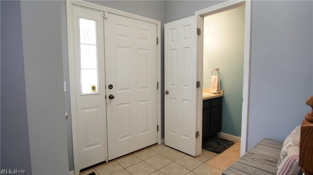 30309 Regent Road Wickliffe, OH 44092 - Photo 3 of 19 Gallery Image 3