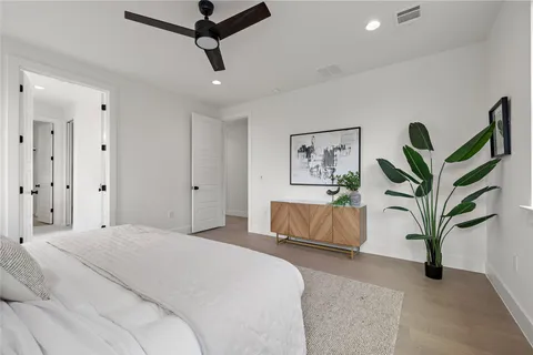 $1,099,000 | 1702 Pennsylvania Avenue, Austin, TX 78702