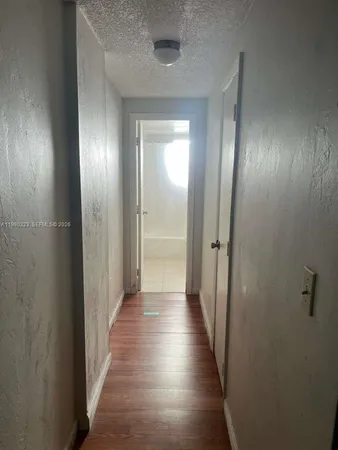 $1,700 | 1701 Washington Street, Unit 502, Hollywood, FL 33020