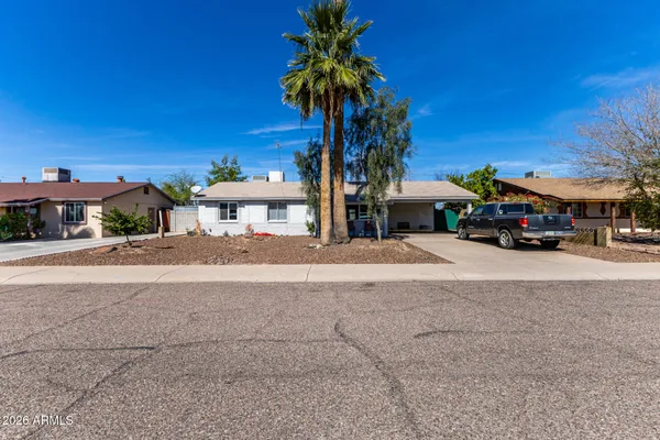 $359,900 | 3474 East Delcoa Drive, Phoenix, AZ 85032