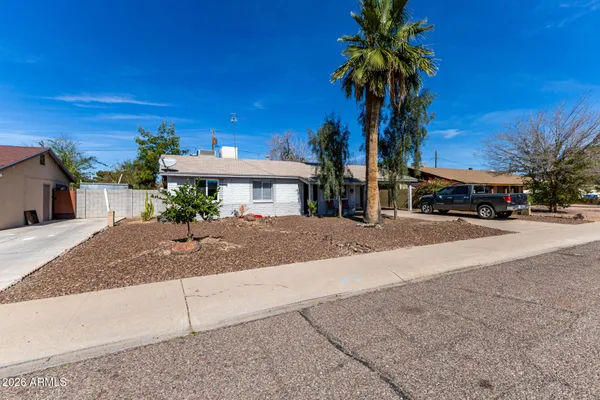 $359,900 | 3474 East Delcoa Drive, Phoenix, AZ 85032
