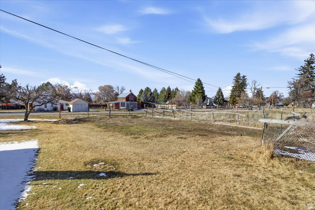217 East 400 South Spring City, UT 84662 - Photo 63 of 71 View of yard