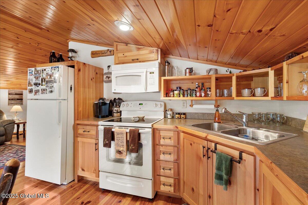 747 Irishtown Road Minerva, NY 12857 - Photo 9 of 36 24-IMG_5232