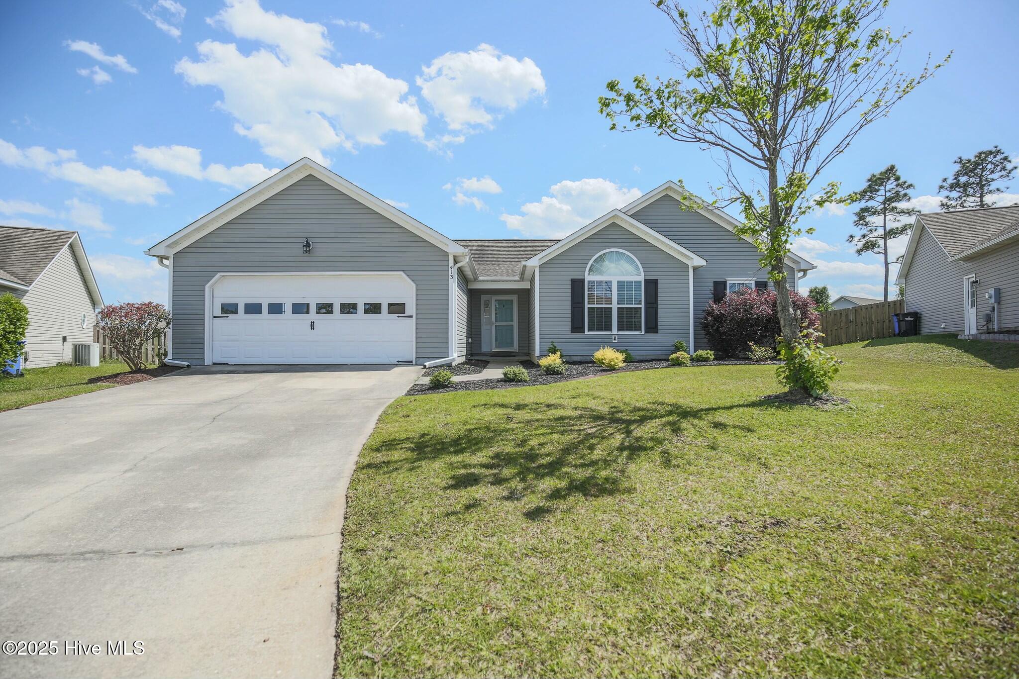413 Tree Court Holly Ridge, NC 28445 - Photo 2 of 35 tempImage4GaqUn