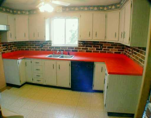 Walts Mill/madisonrd Ruffs Dale, PA 15679 - Photo 4 of 7 Kitchen.