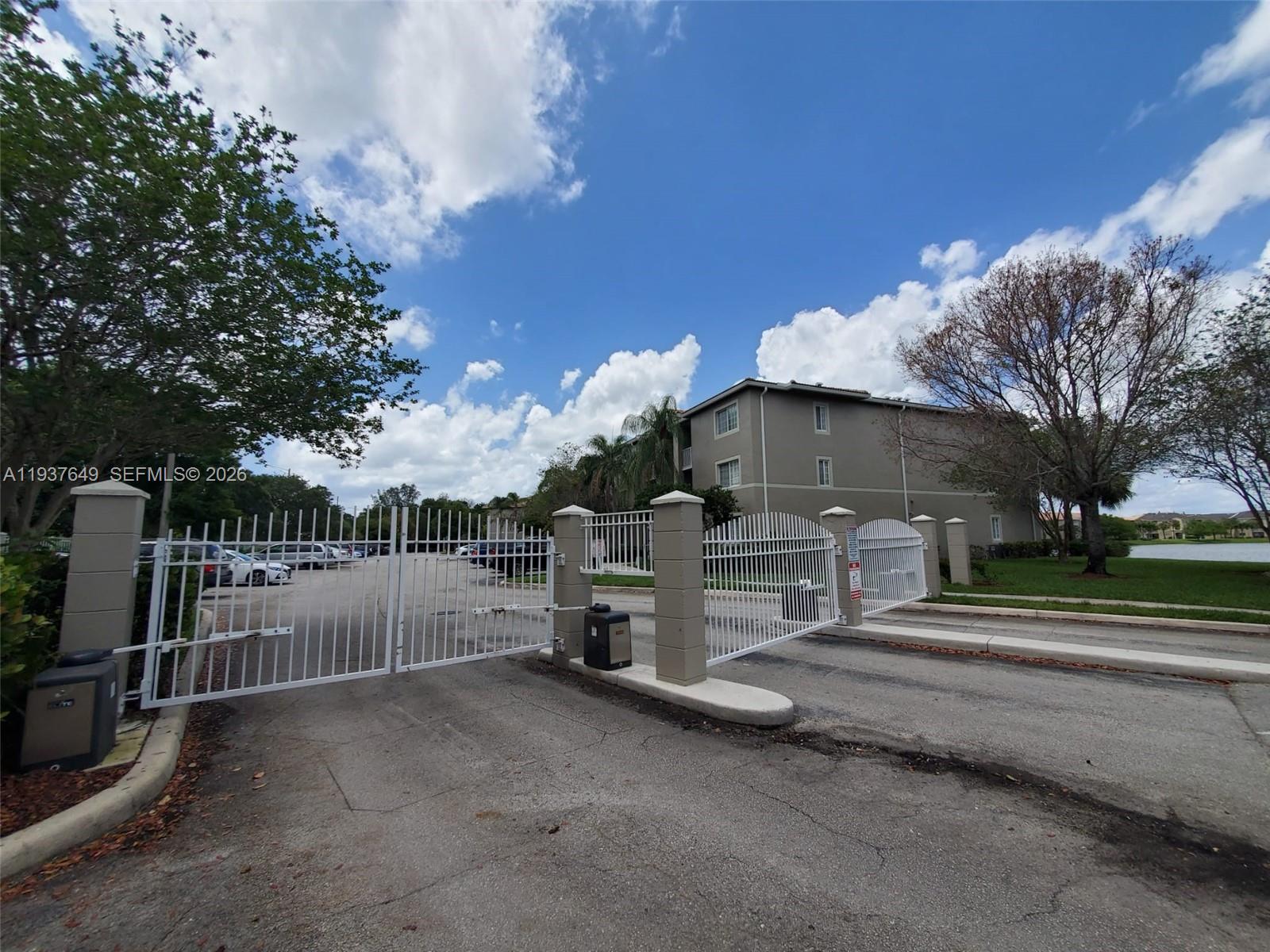 5041 Wiles Road, Unit 106 Coconut Creek, FL 33073 - Photo 24 of 25